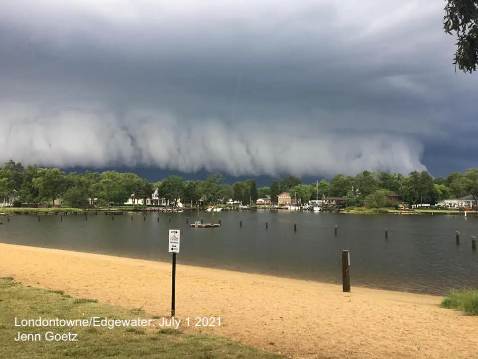 Shelf_Cloud_July_1_weather_Maryland_Edgewater